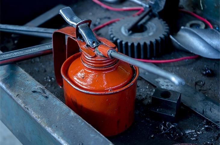 small friction hinge