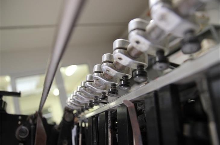 concealed hinge offset