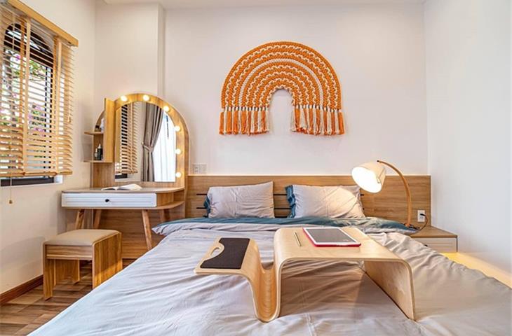 specialty furniture hinges