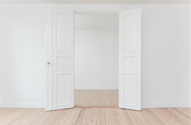 screw size for interior door hinges