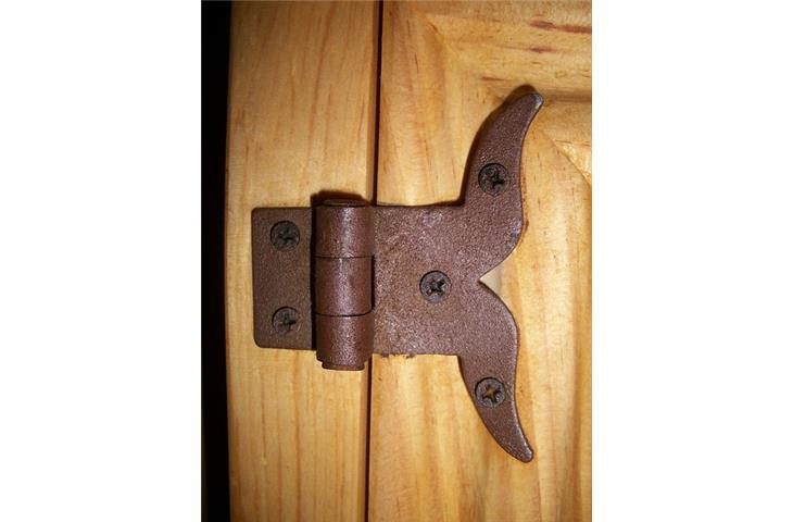 the hinge outlet