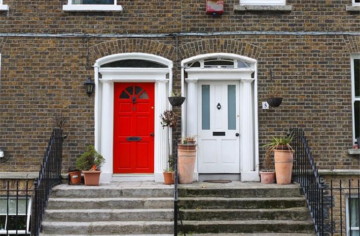 spring assisted door hinges