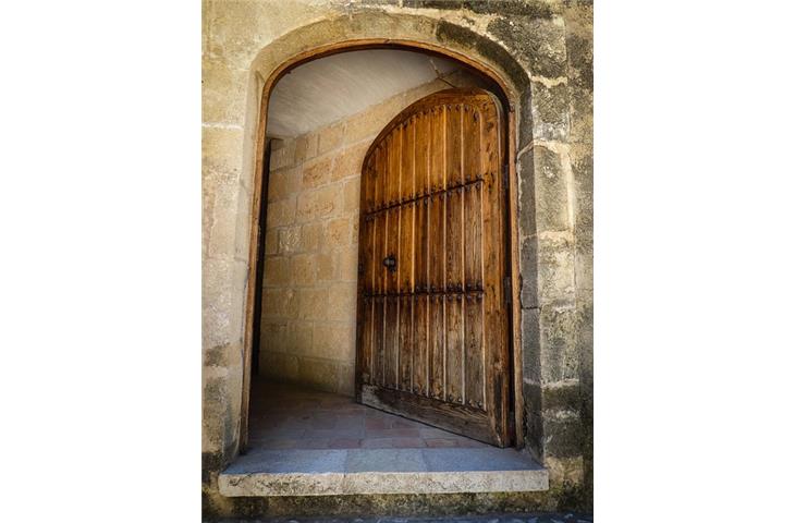 pivot door opening