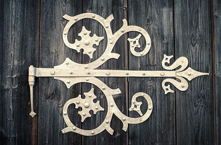 gate hinge detail