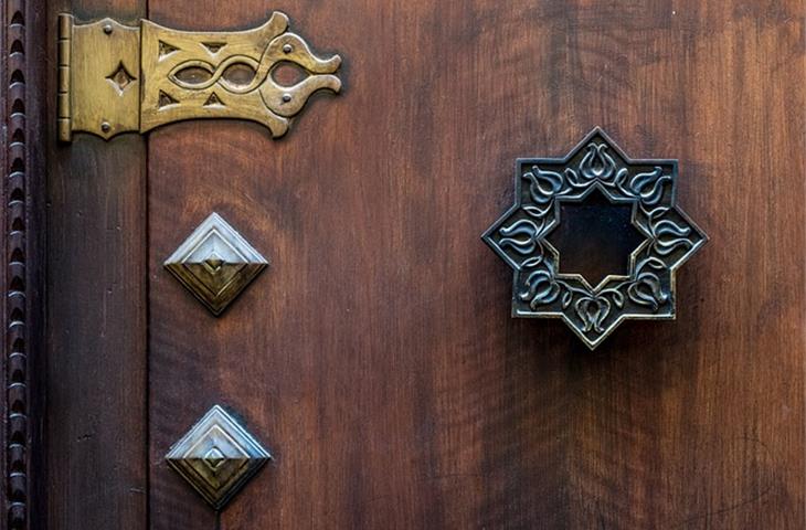 full overlay concealed hinges