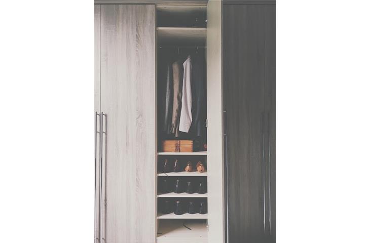 bifold closet hinges