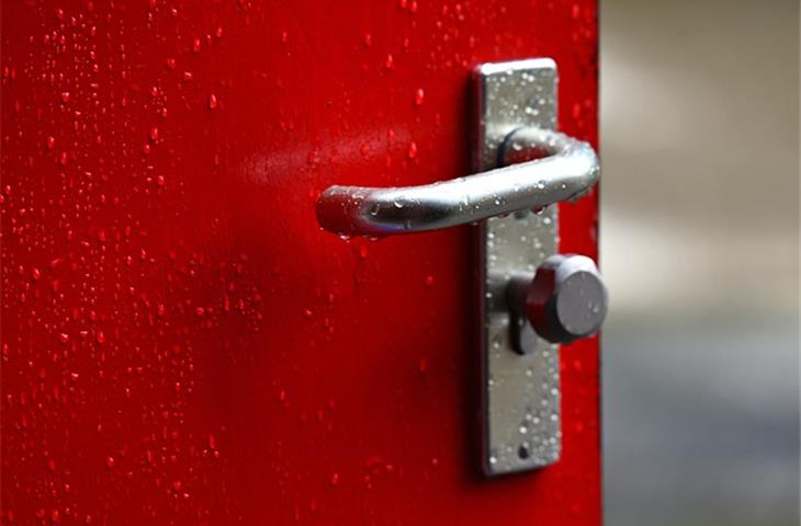 metal cabinet handle lock